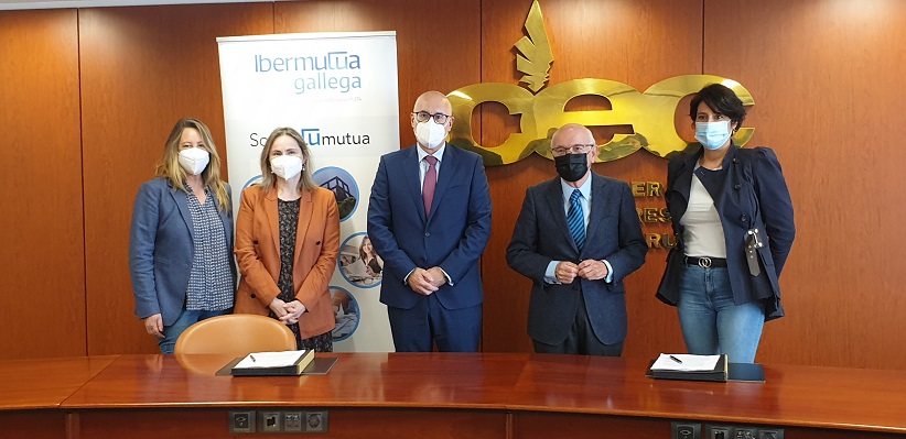 firma convenio Ibermutua-Confederación Empresarios de La Coruña