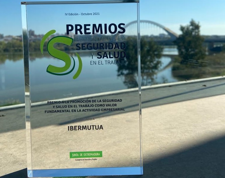 Ibermutua recibe el premio de la Junta de Extremadura por su promoción de la seguridad y salud en el trabajo