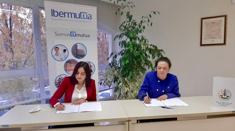 firma convenio Ibermutua-Colegio Graduados Sociales Palencia