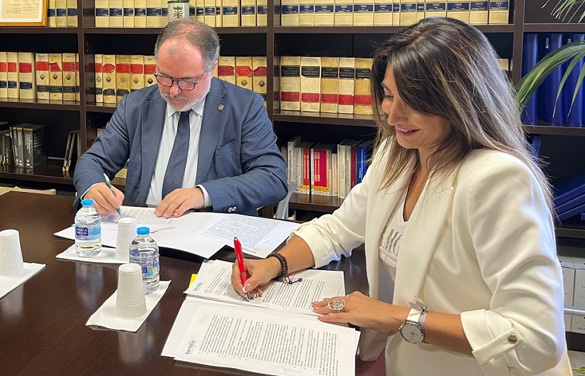Firma convenio con Colegio Oficial de Graduados Sociales de Jaén